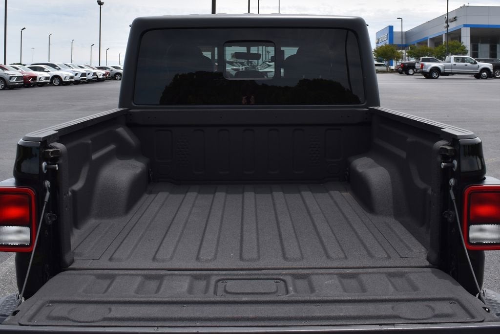 2023 Jeep Gladiator Overland