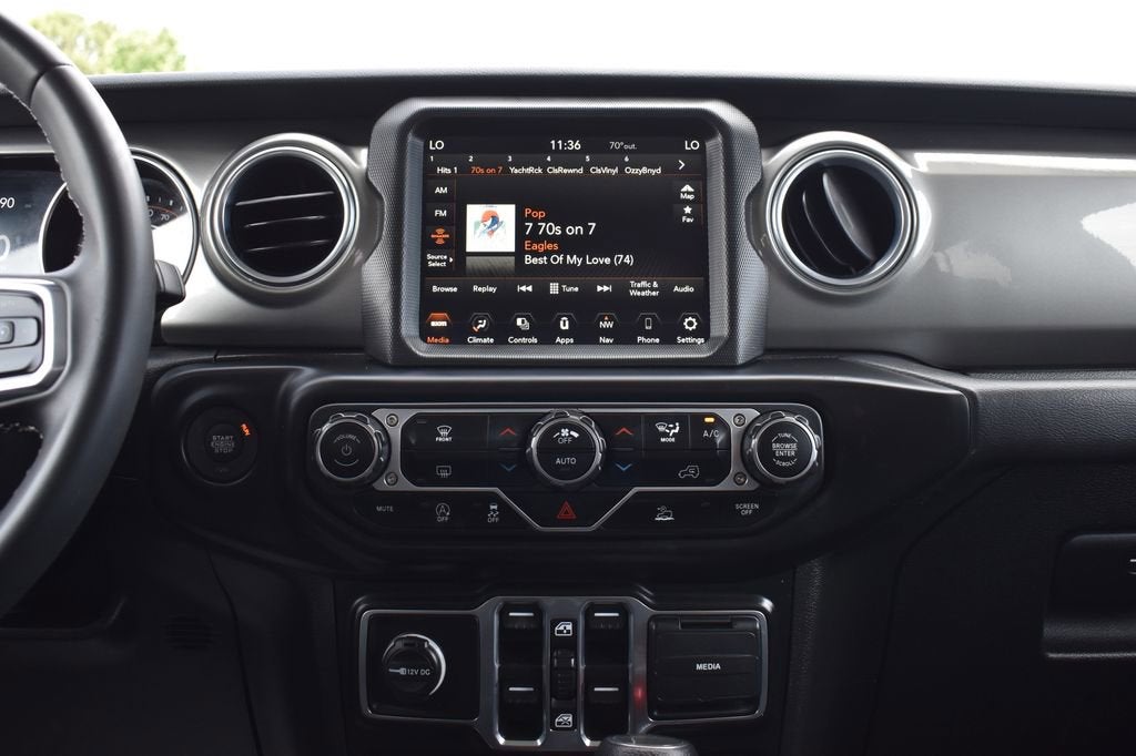 2023 Jeep Gladiator Overland