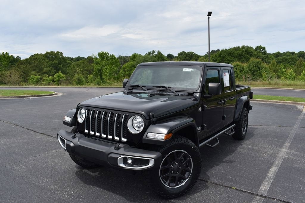 2023 Jeep Gladiator Overland
