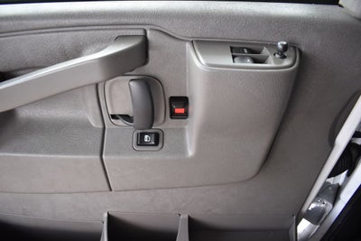 2024 Chevrolet Express Passenger 3500 1LS