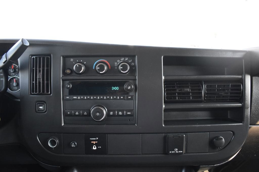 2024 Chevrolet Express Cargo 2500 WT