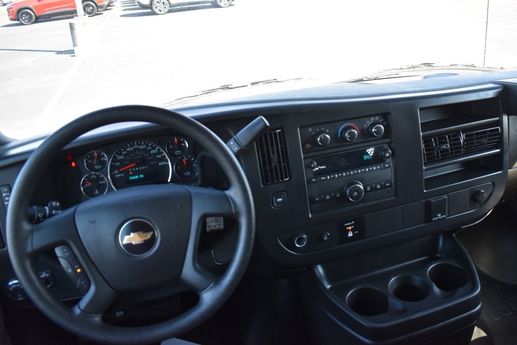 2024 Chevrolet Express Cargo 2500 WT