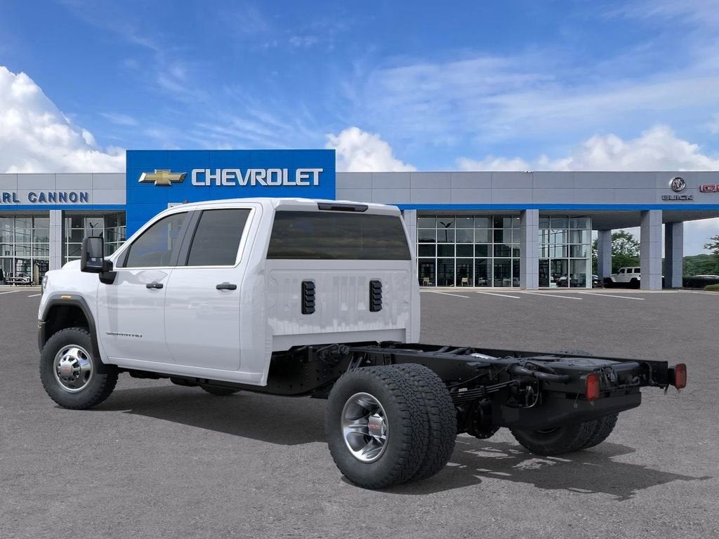 2026 GMC Sierra 3500 HD Chassis Cab Pro