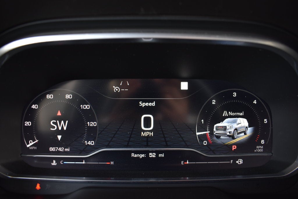 2023 GMC Yukon XL SLT
