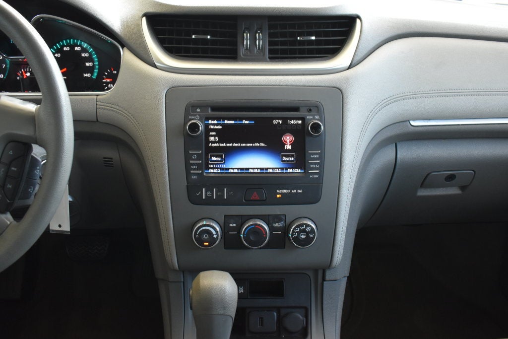 2017 Chevrolet Traverse LS