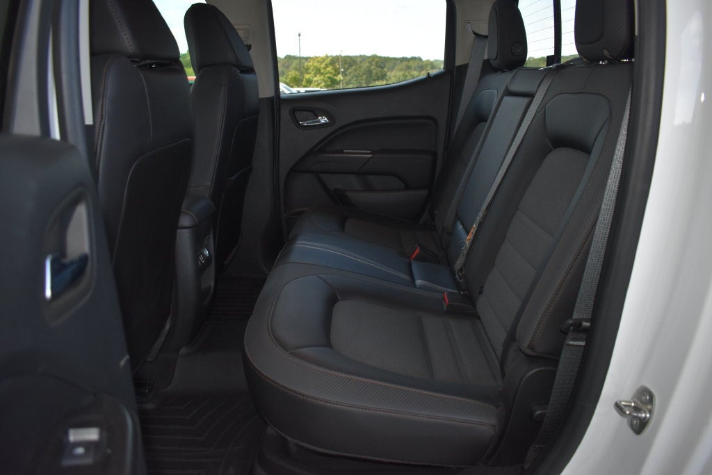 2022 GMC Canyon 4WD AT4 w/Cloth
