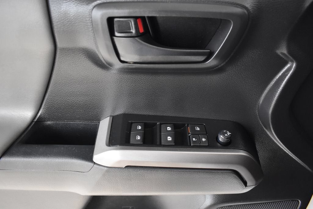 2023 Toyota Tacoma 2WD SR5