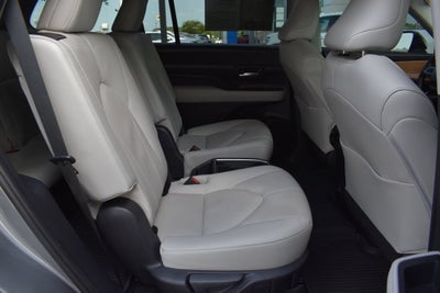 2026 Toyota Grand Highlander Hybrid LE