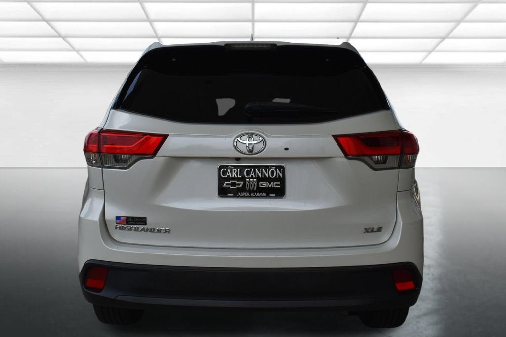 2019 Toyota Highlander SE