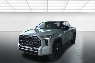 2025 Toyota Tundra 4WD SR5